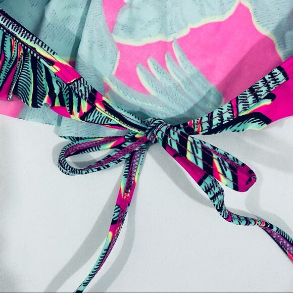 LA Hearts Bikini Top Size Medium - Picture 4 of 7